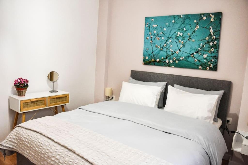 Newly Renovated-City Center Apartment Athens Luaran gambar