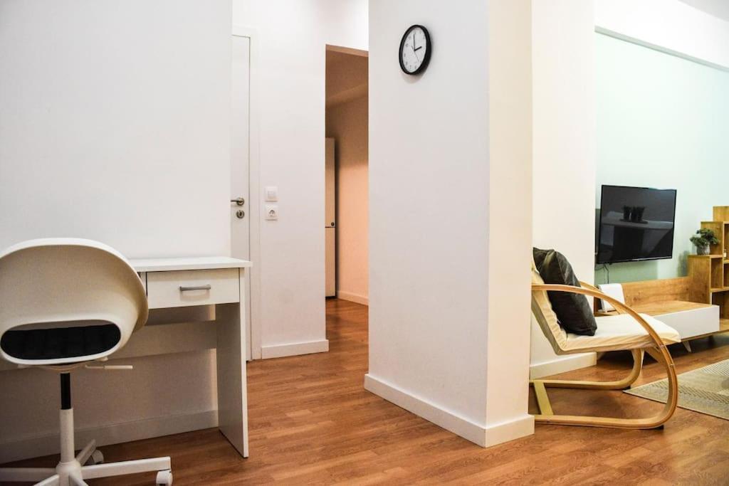 Newly Renovated-City Center Apartment Athens Luaran gambar