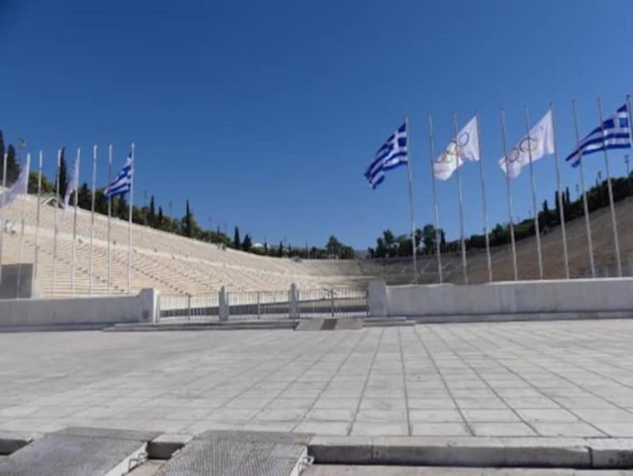 Newly Renovated-City Center Apartment Athens Luaran gambar