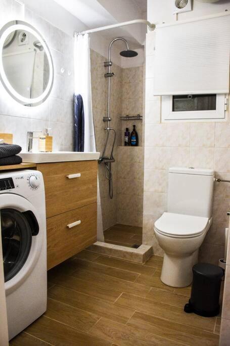 Newly Renovated-City Center Apartment Athens Luaran gambar